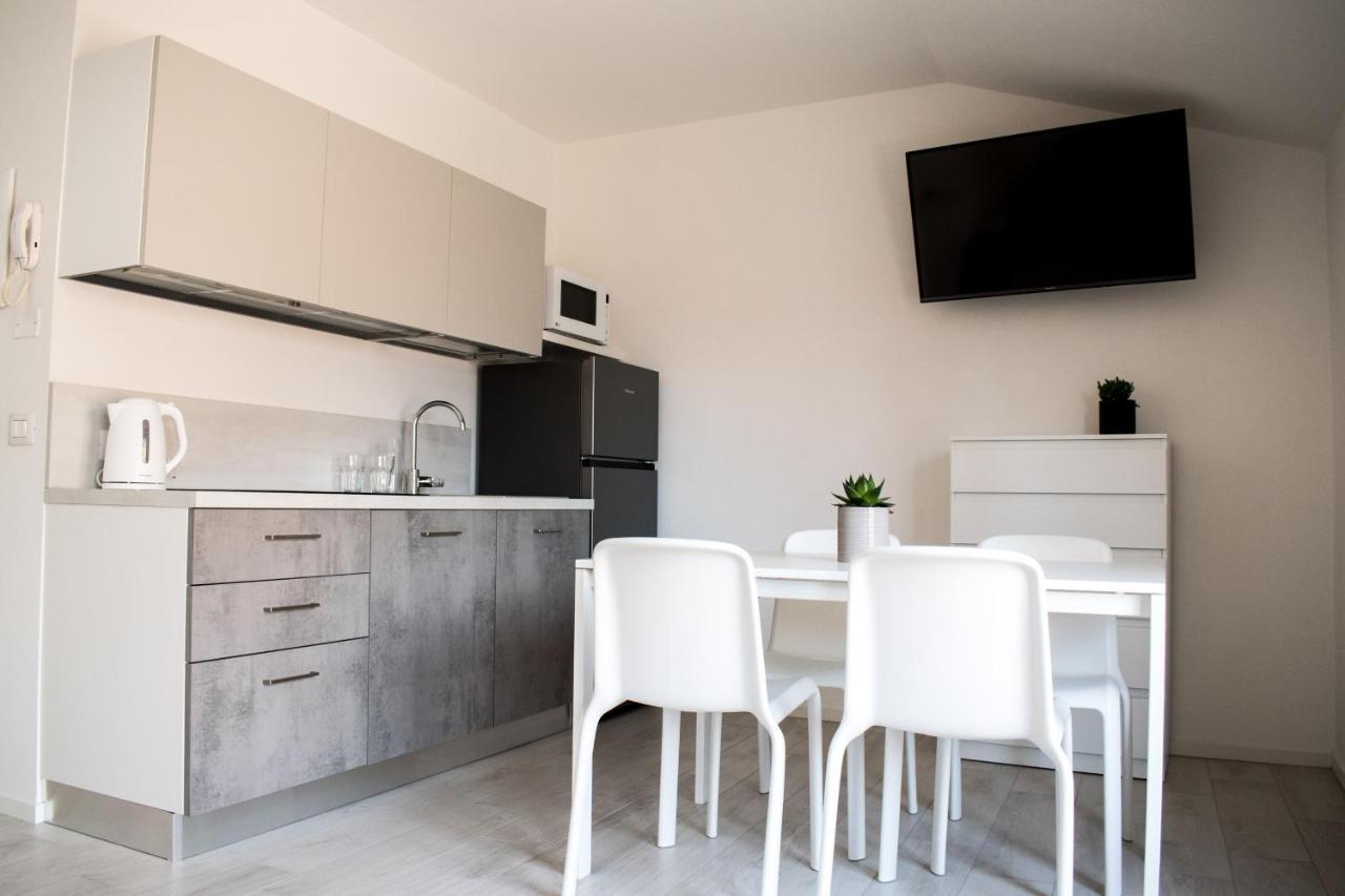 Ca Rita Apartments Malcesine Exterior photo